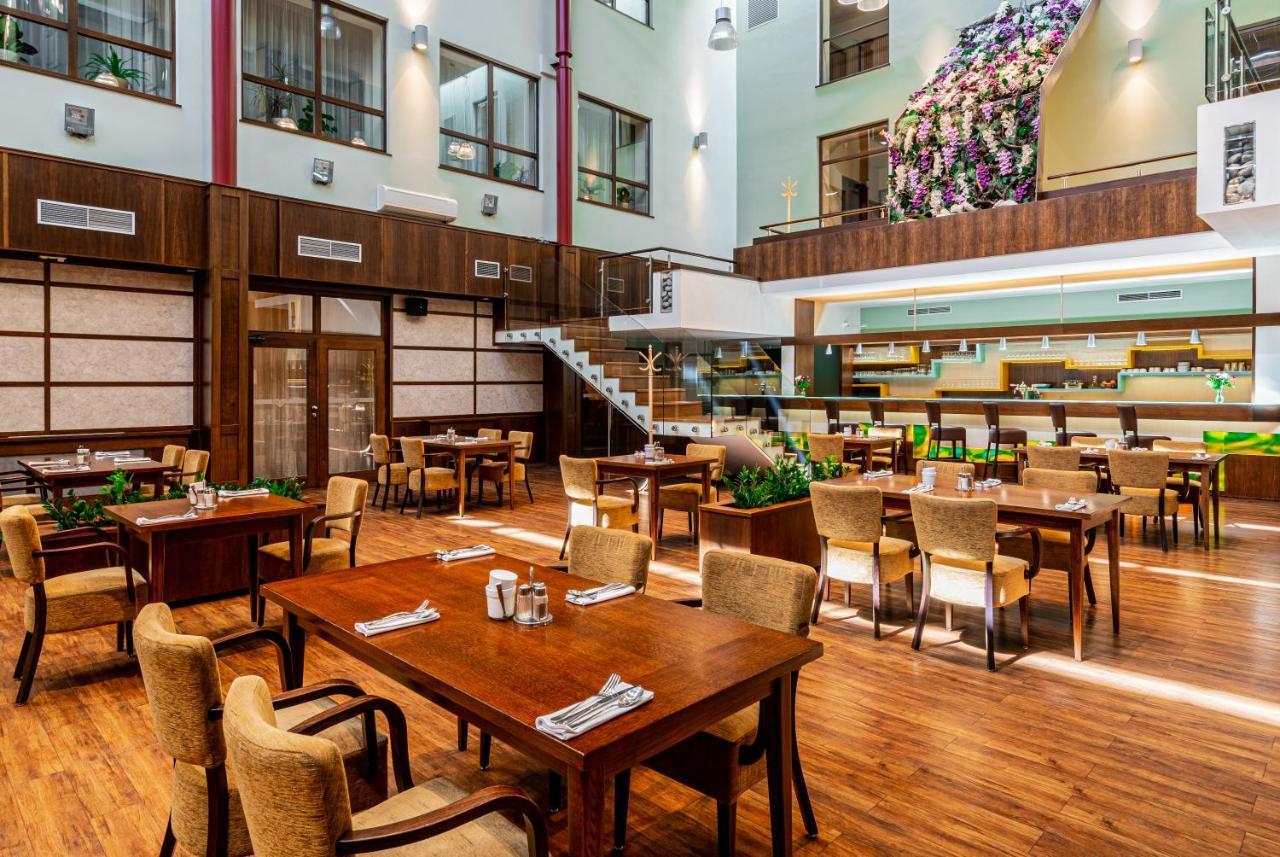 Hotel Baltaci Atrium Zlin Exterior photo